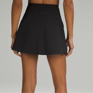 Lululemon Lightwieght High Rise
Tennis Skirt